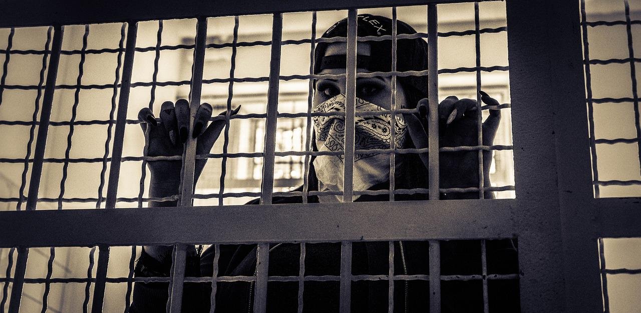 jail, gangster, caught-5210097.jpg